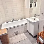 Leilighet Stor 3-roms Med Utsikt