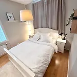 Leilighet Stor 3-roms Med Utsikt *