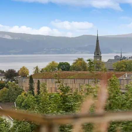 Stor 3-roms Med Utsikt