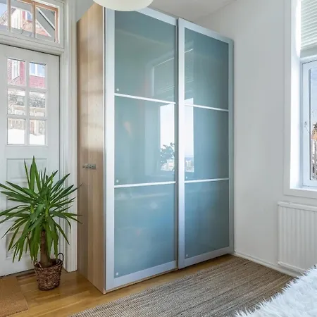 Stor 3-roms Med Utsikt شقة