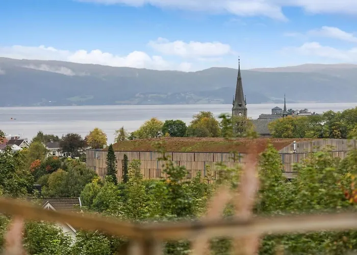 Stor 3-roms Med Utsikt